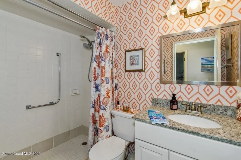 Photo of 208 Chalet Avenue