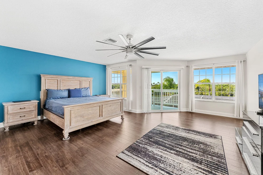 Photo of 268 Lanternback Island Drive