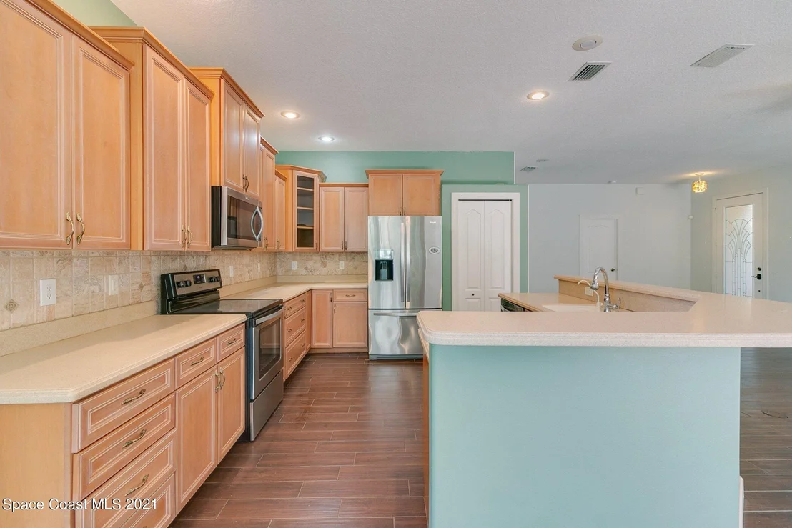 Photo of 8203 Simpkins Way