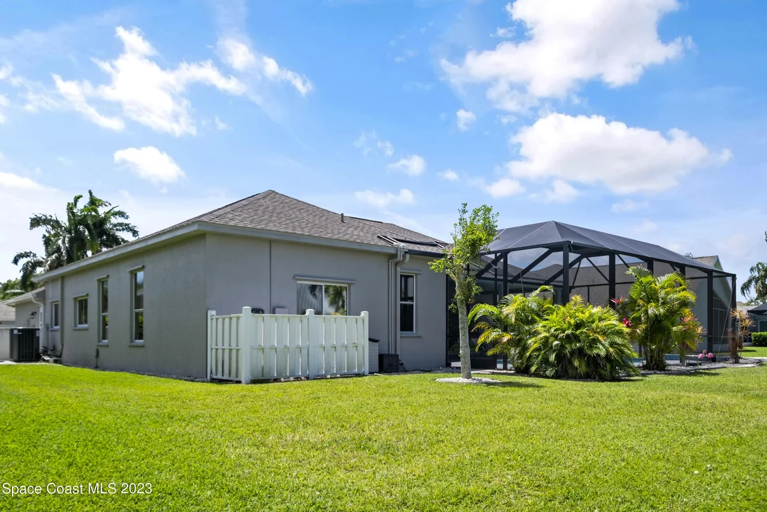 Photo of 712 Carriage Hill Road