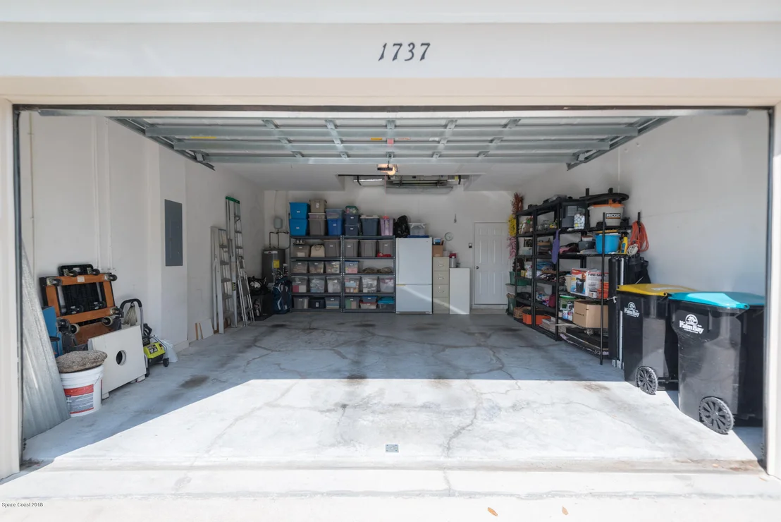 Photo of 1737 Windbrook Drive SE