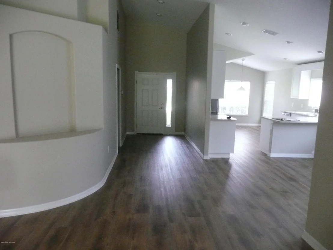 Photo of 7208 Broderick Drive
