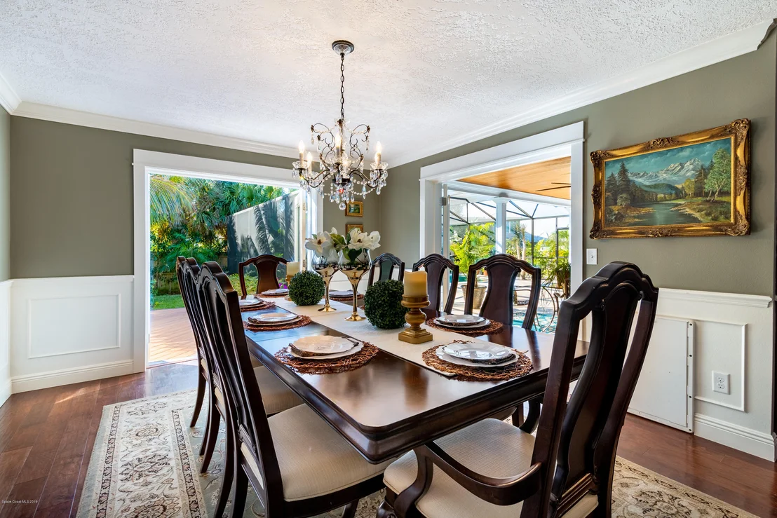 Photo of 413 Riverview Lane