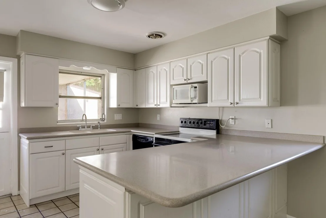 Photo of 1004 Woodsmere Circle