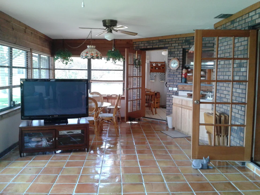 Photo of 481 Crystal Lake Drive
