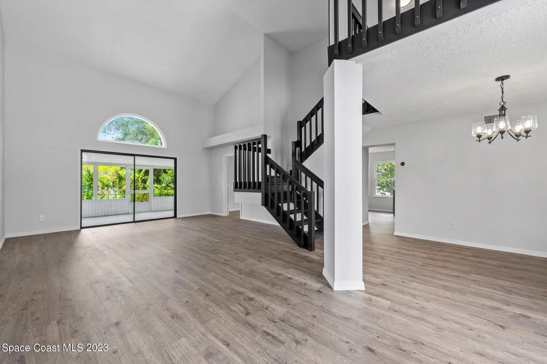 Photo of 817 Seven Gables Circle SE