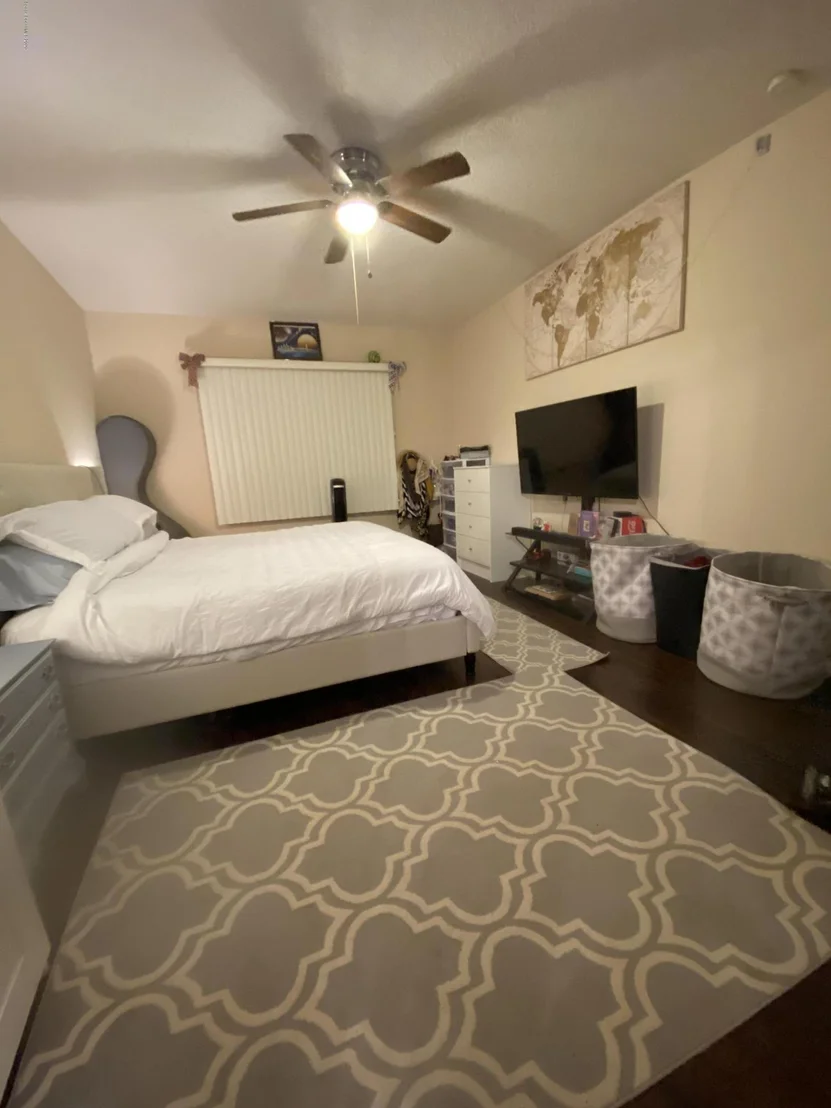 Photo of 422 Cressa Circle