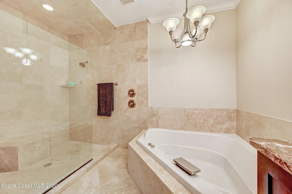 Photo of 6420 South Drive