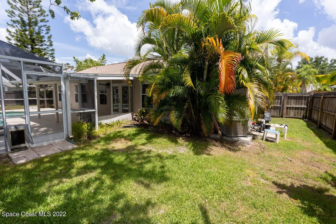 Photo of 2575 Bent Pine Street