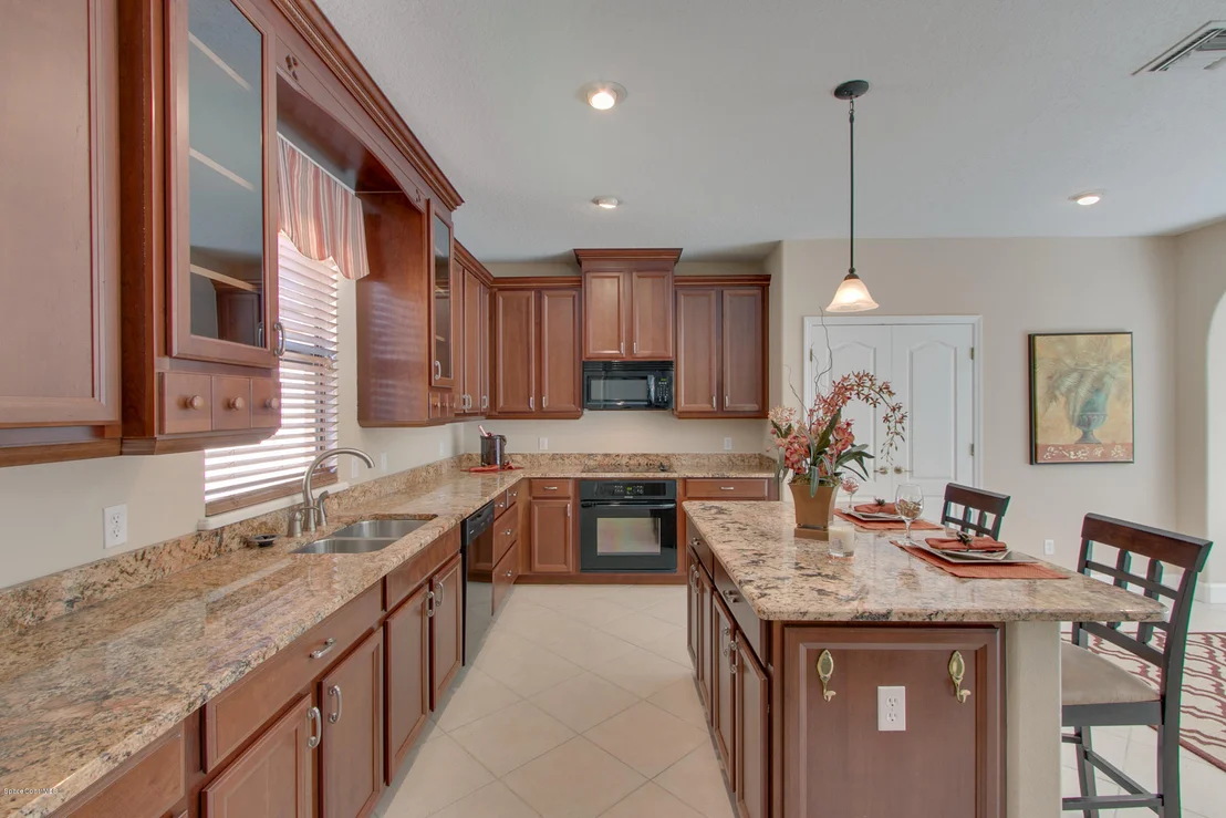 Photo of 385 Point Lobos Drive