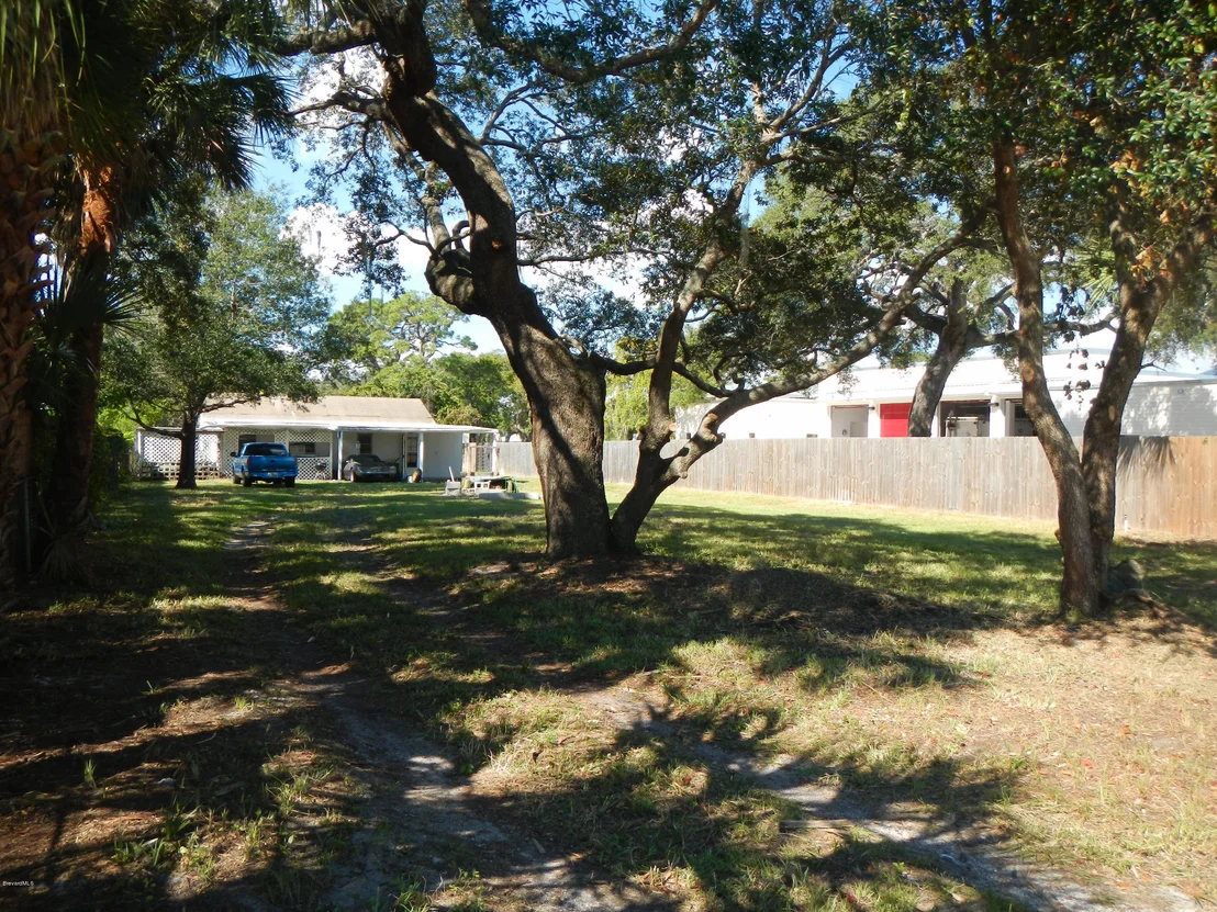 Photo of 1303 Jasmine Street