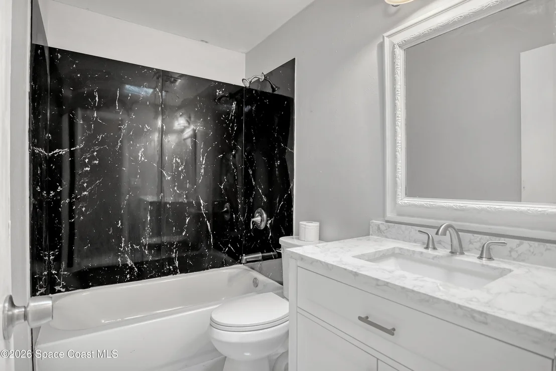 Photo of 1078 Hermosa Drive
