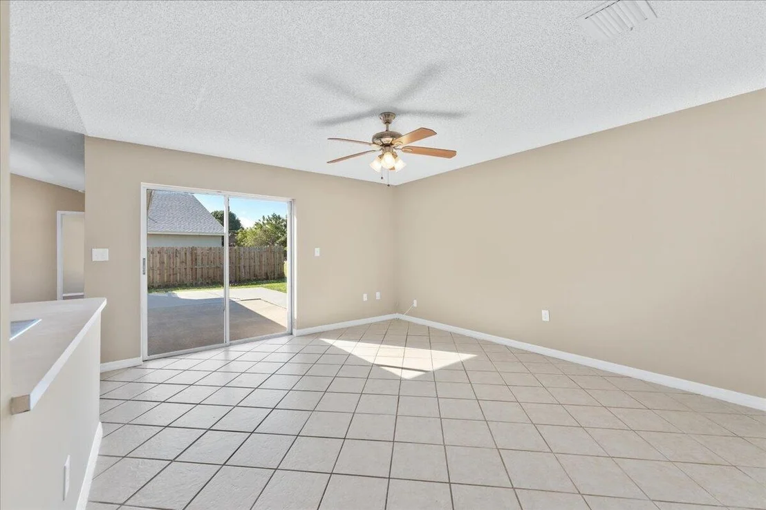 Photo of 280 Clearbrook NE