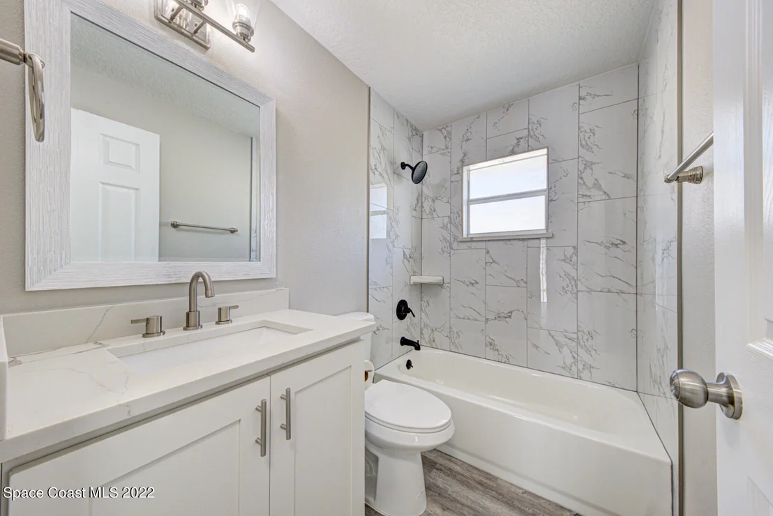 Photo of 697 Amor Drive