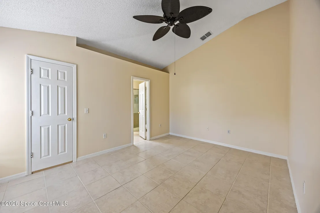 Photo of 1012 Ray Road SE