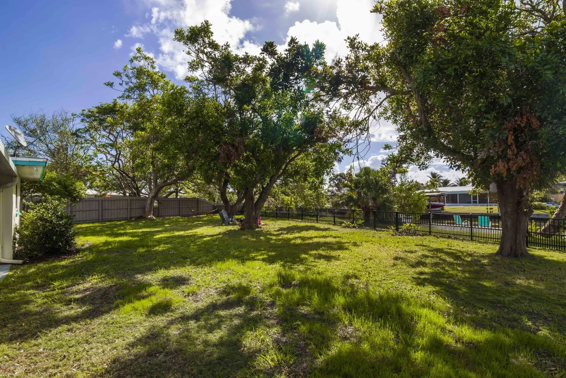 Photo of 1702 Bayshore Drive