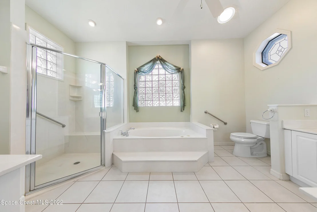 Photo of 974 Wildwood Drive