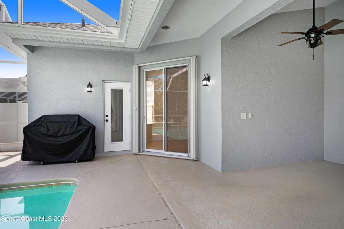 Photo of 1421 Whitman Drive