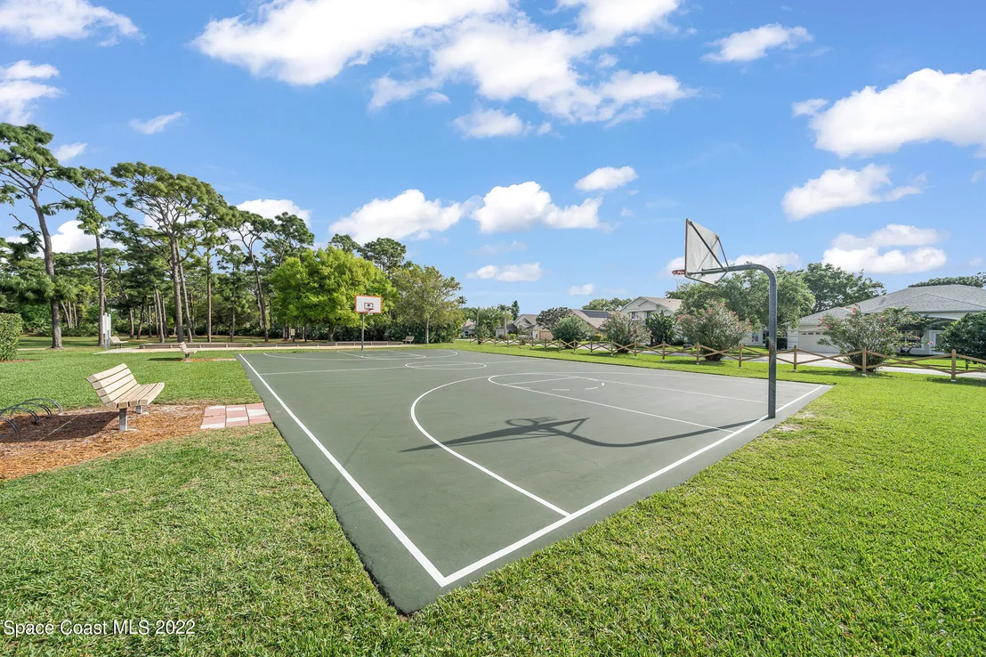 Photo of 631 Autumn Glen Drive