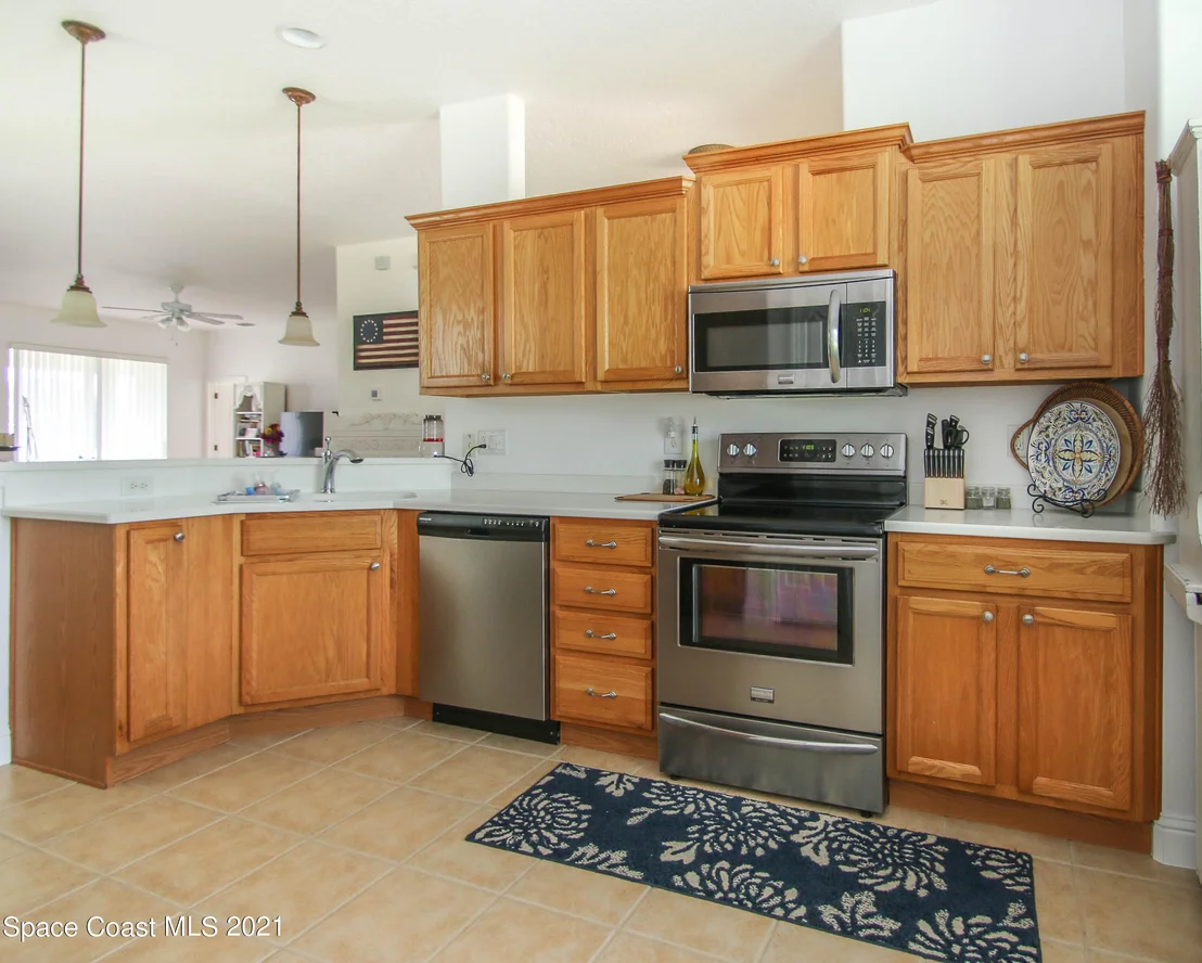 Photo of 1462 Hemingway Boulevard