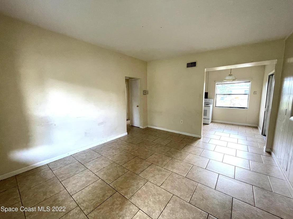 Photo of 313 Churchill Drive