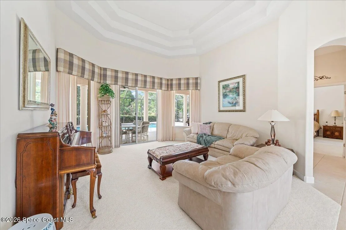 Photo of 4693 Canard Road