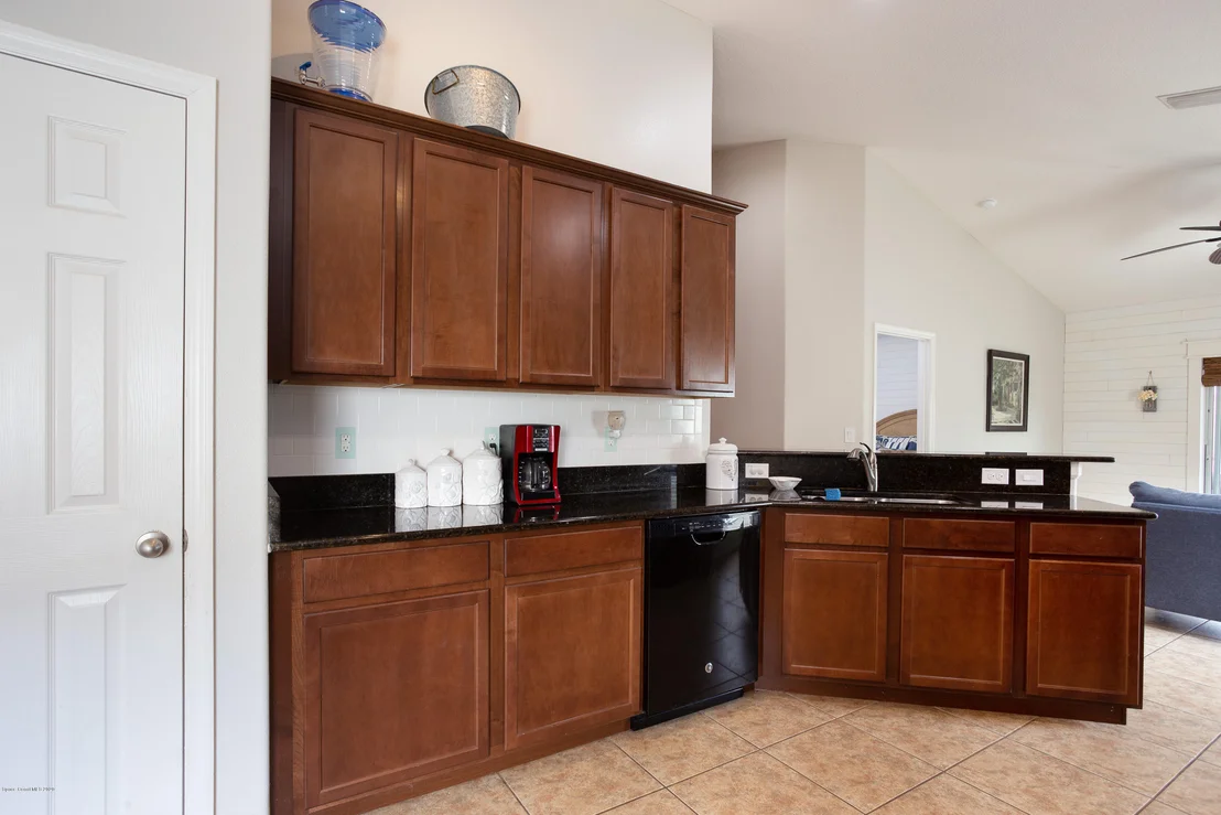 Photo of 1496 Litchfield Drive