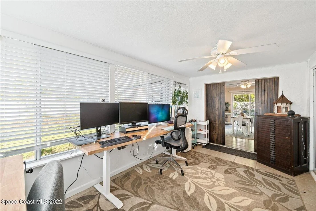 Photo of 1300 Cindy Circle NE