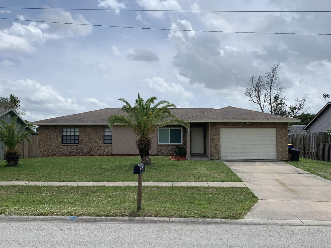 Photo of 807 Levitt Parkway