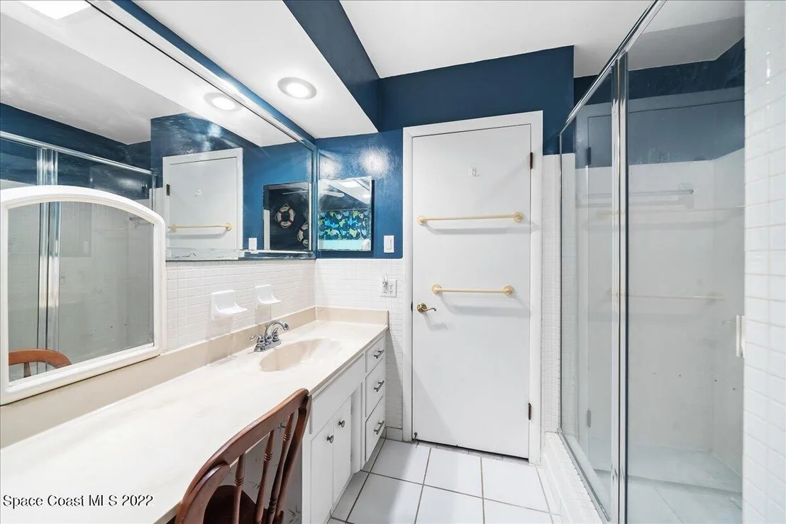 Photo of 311 Cocoa Avenue