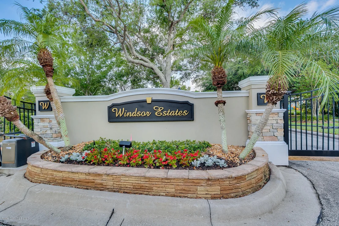 Photo of 5800 Sheffield Place