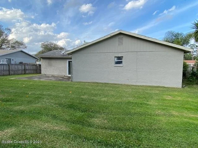 Photo of 2921 Pembroke Road