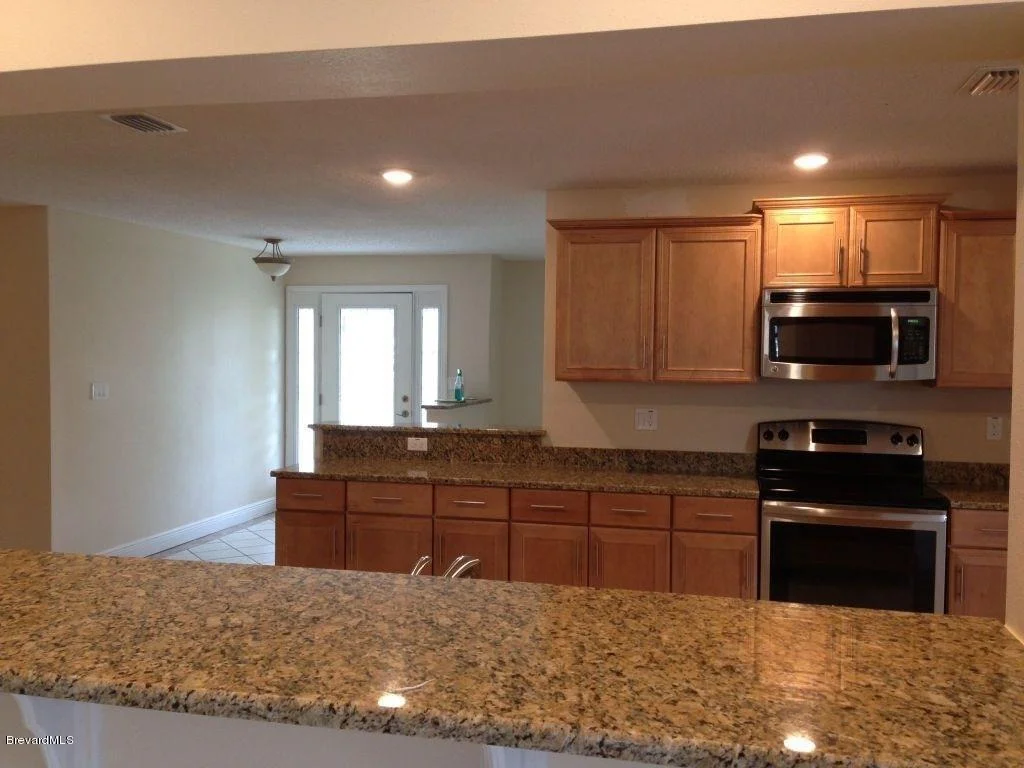 Photo of 255 S Robert Way