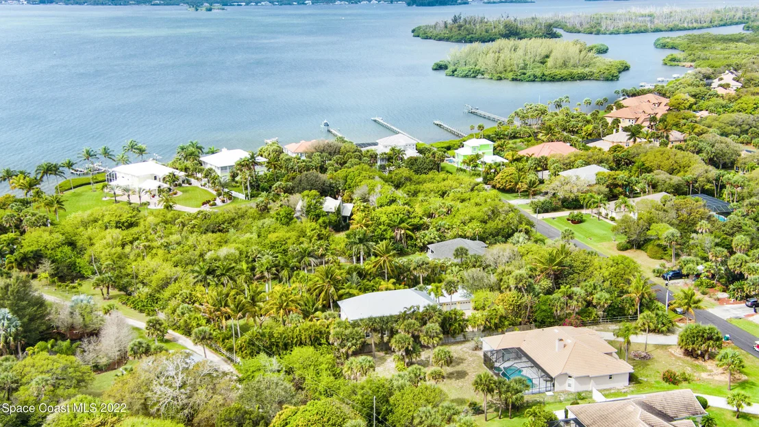 Photo of 155 Bayshore Drive