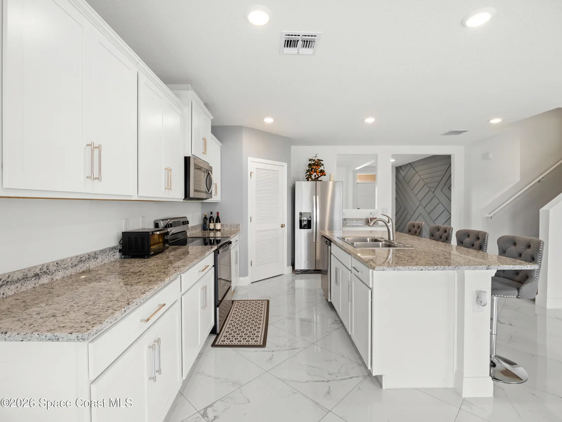 Photo of 6815 Topaz Drive