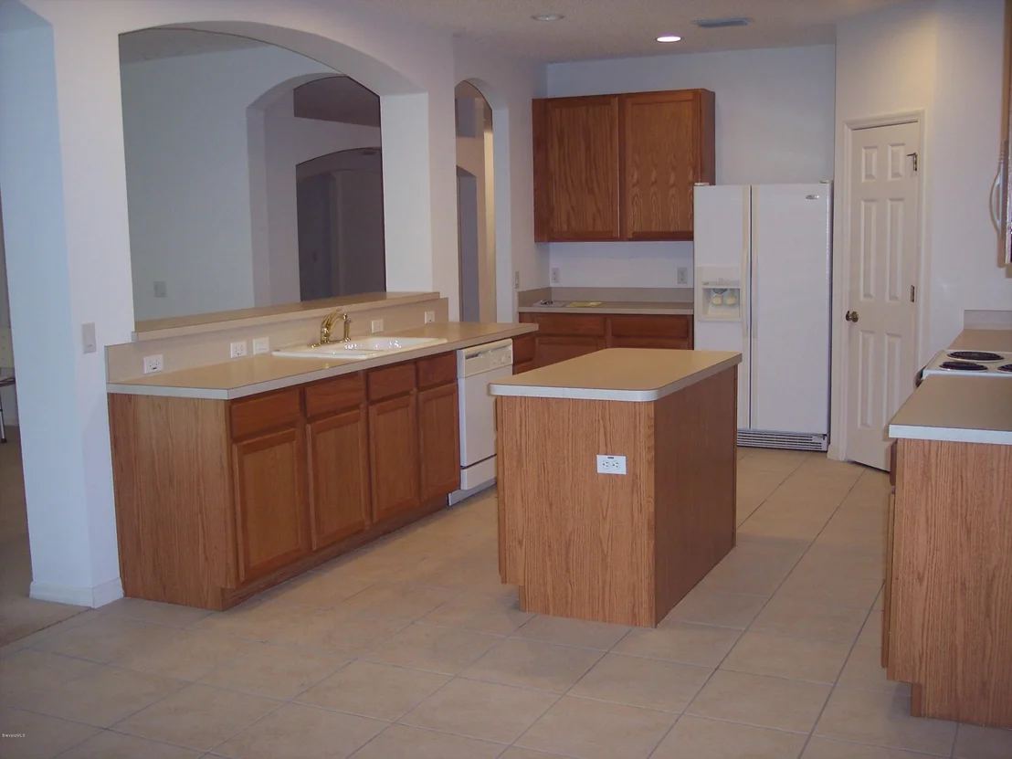 Photo of 1541 Whitman Drive