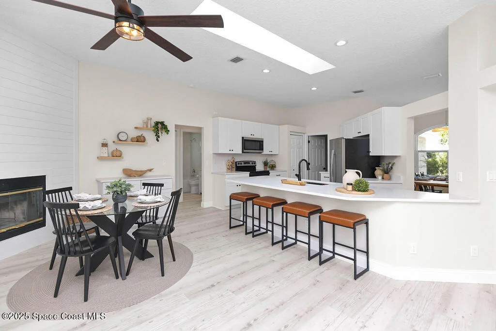 Photo of 6135 Balboa Street