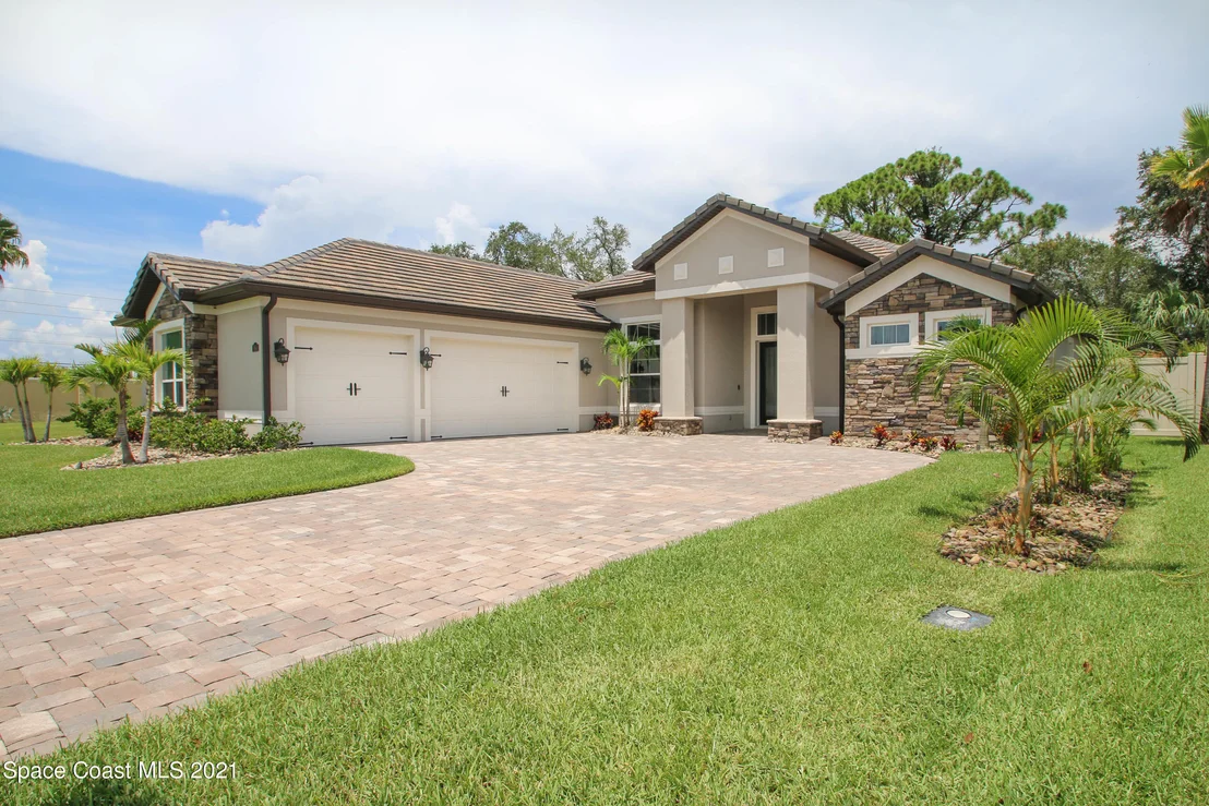 Photo of 954 Casa Dolce Casa Circle