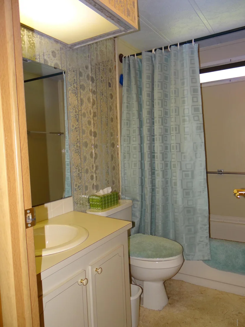 Photo of 527 Lee Court
