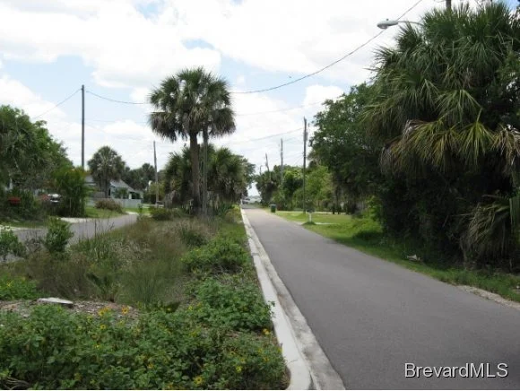 Photo of 524 Sunset Boulevard