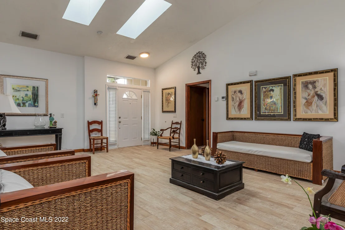 Photo of 1747 Clover Circle