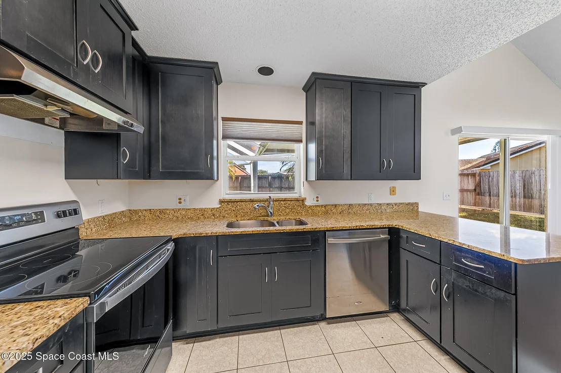 Photo of 822 Emerald Way