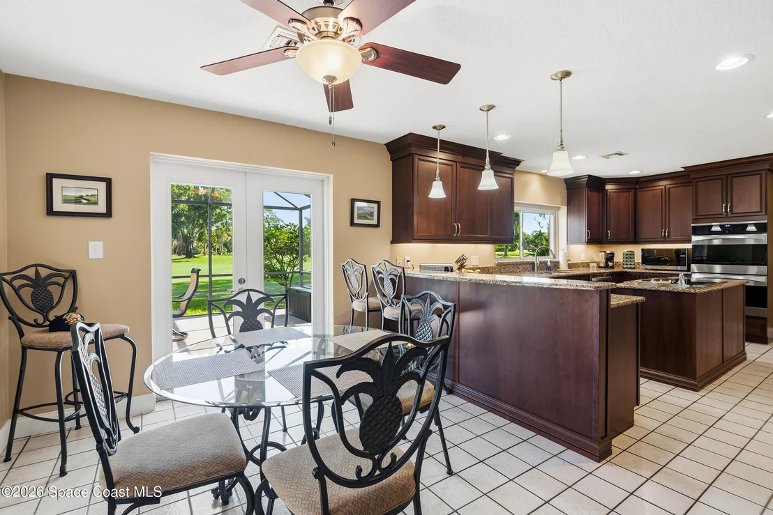 Photo of 1088 Fairlawn Drive