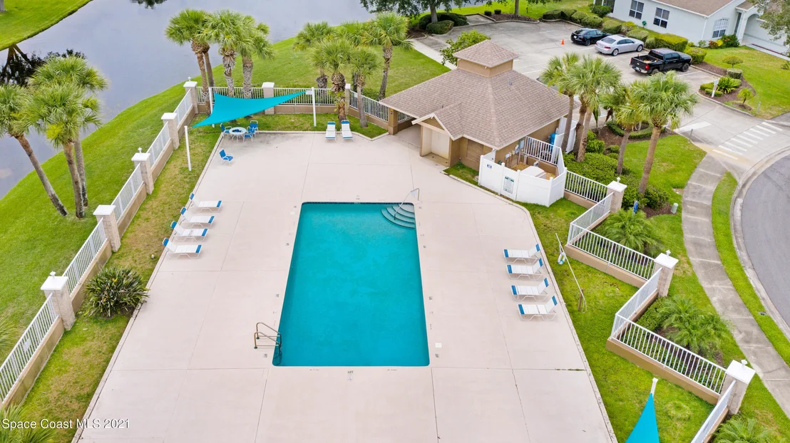 Photo of 6977 Hammock Trace Drive