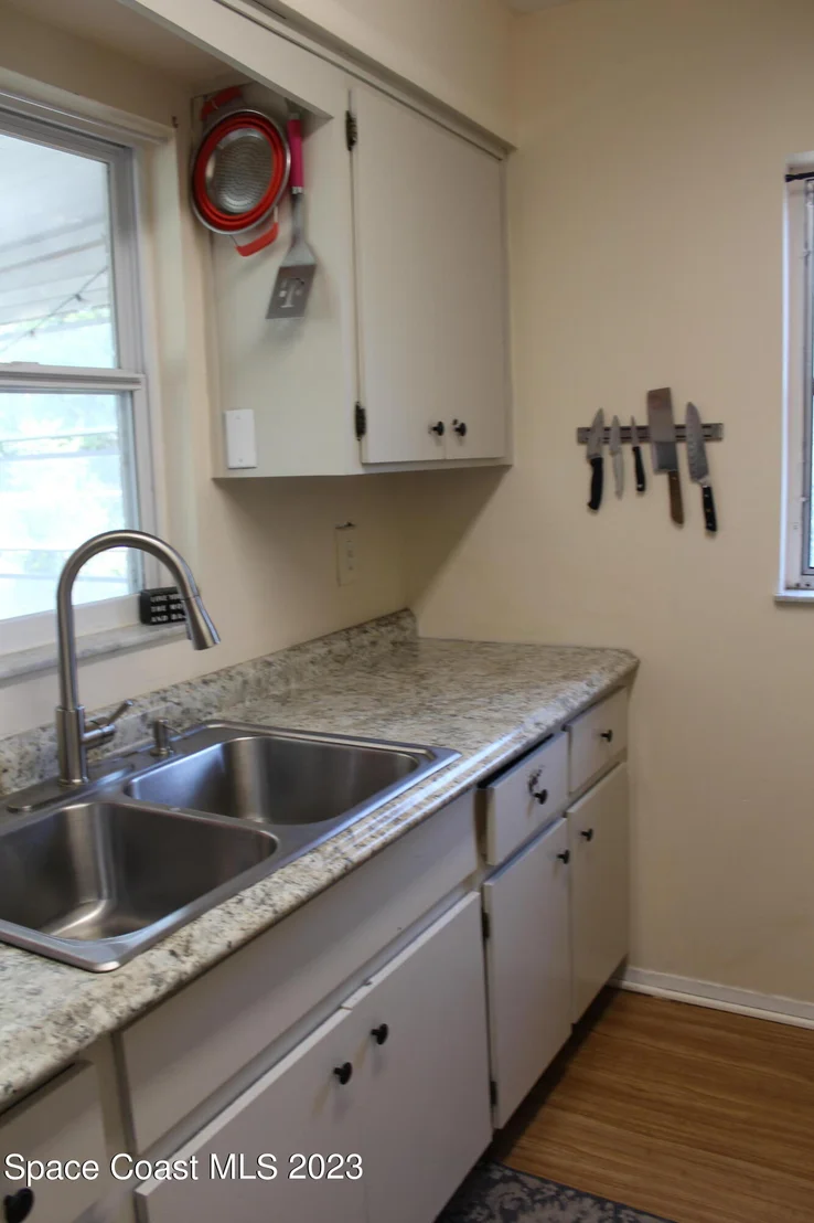 Photo of 2780 Locksley Road