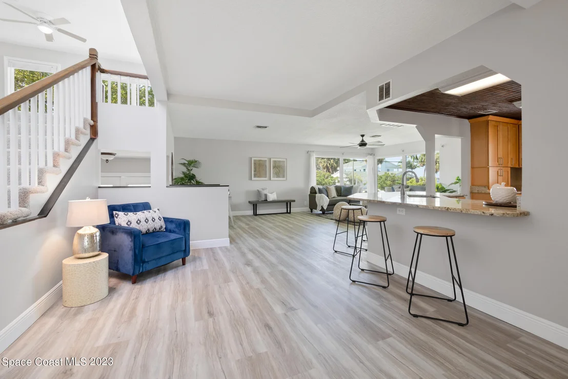 Photo of 538 Sunset Boulevard