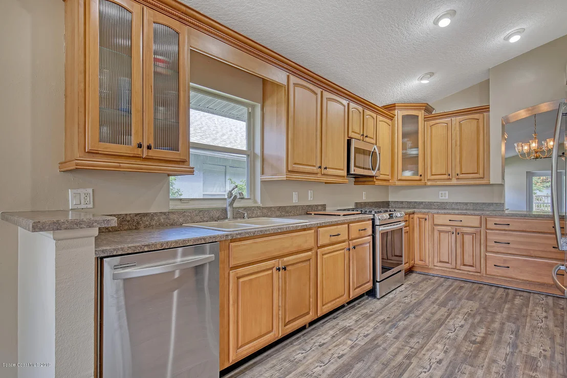 Photo of 3916 Saint Armens Circle