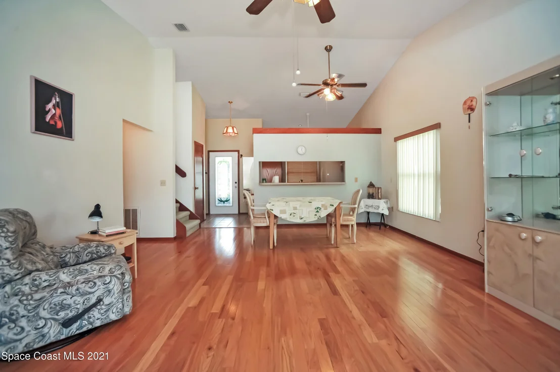 Photo of 1691 Clover Circle