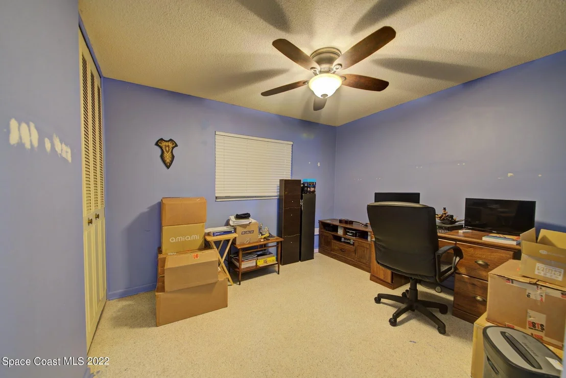 Photo of 1724 Golfview Drive