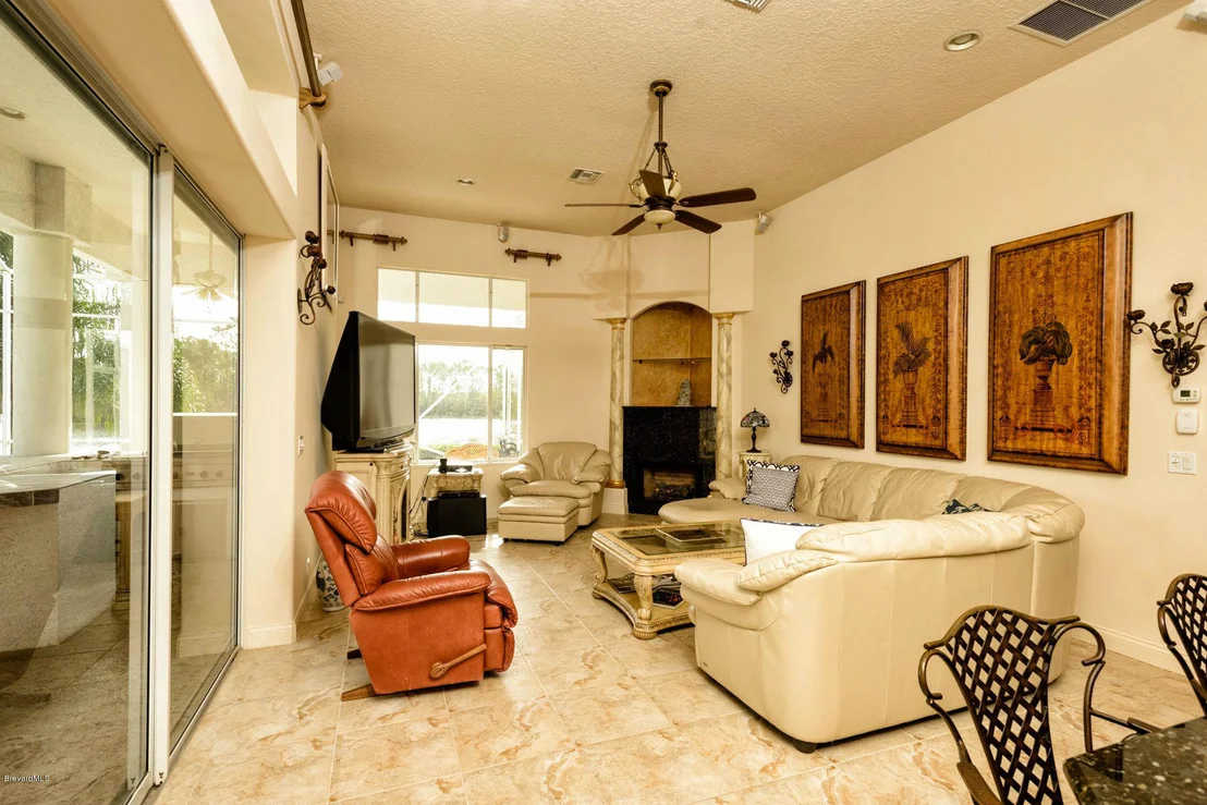 Photo of 7030 Herons Landing Drive